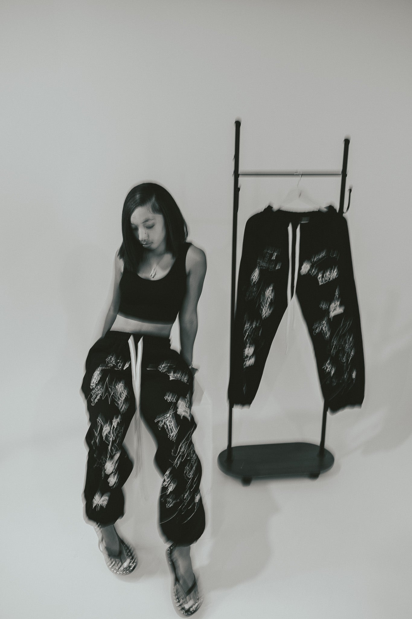 STAY DOWN OVERSIZED SWEATPANTS - CUFFED